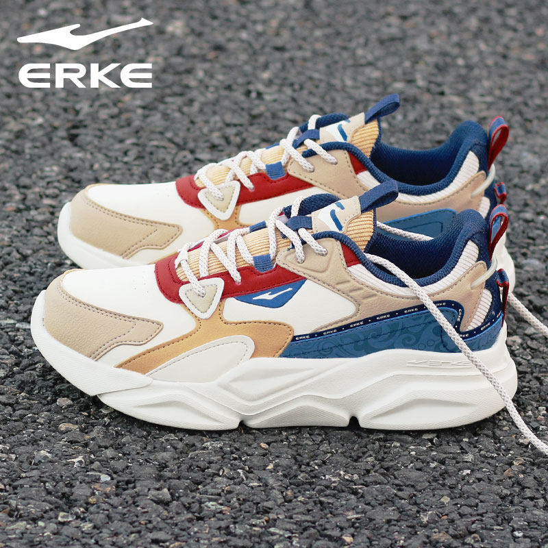 2025新款鸿星尔克男鞋👞老爹鞋有哪些亮点？秋冬皮面厚底休闲鞋值得入手吗？