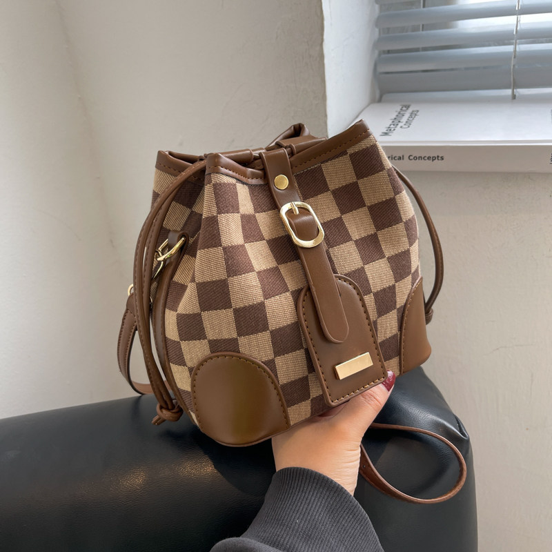 Shanghai Qingpu Ottles Official Web Discount Outlets Oletto Guests For Withdrawal Cabinet Clear Cabin Bull Leather Small Square Hat