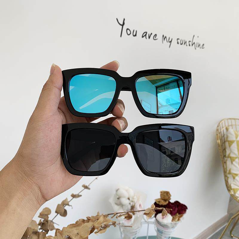 Korean version of the sunglasses men fashion polarizing sun glasses drive shading glasses UV si ji jing influx of people driving mirror