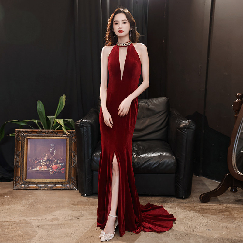 Red velvet fishtail dress skirt female banquet temperament sexy toast dress bride annual meeting host deep V evening dress