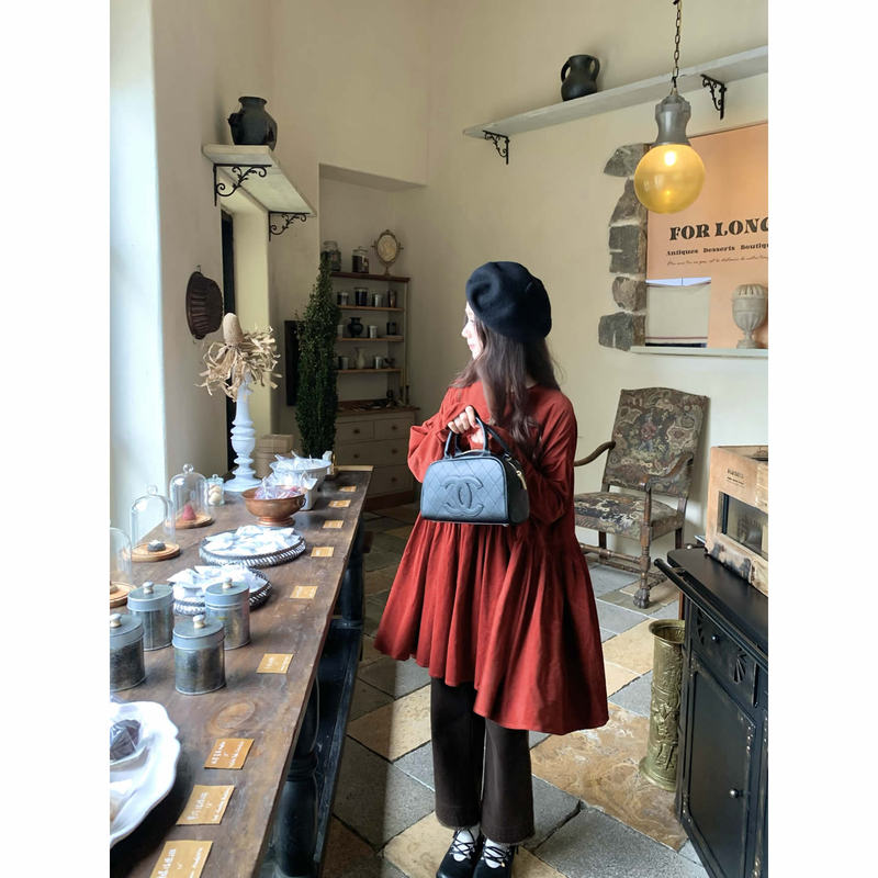 Japanese-Style Heavy-Duty Red Doll Shirt for Women, Long-Sleeved Shirt for Petite Figures, Slimming, Age-Reducing, Vintage Top Japanese-Style Heavy-Duty Red Doll Shirt for Women, Long-Sleeved Shirt for Petite Figures, Slimming, Age-Reducing, Vintage Top