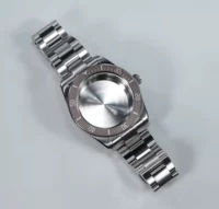 Коричневый желтый