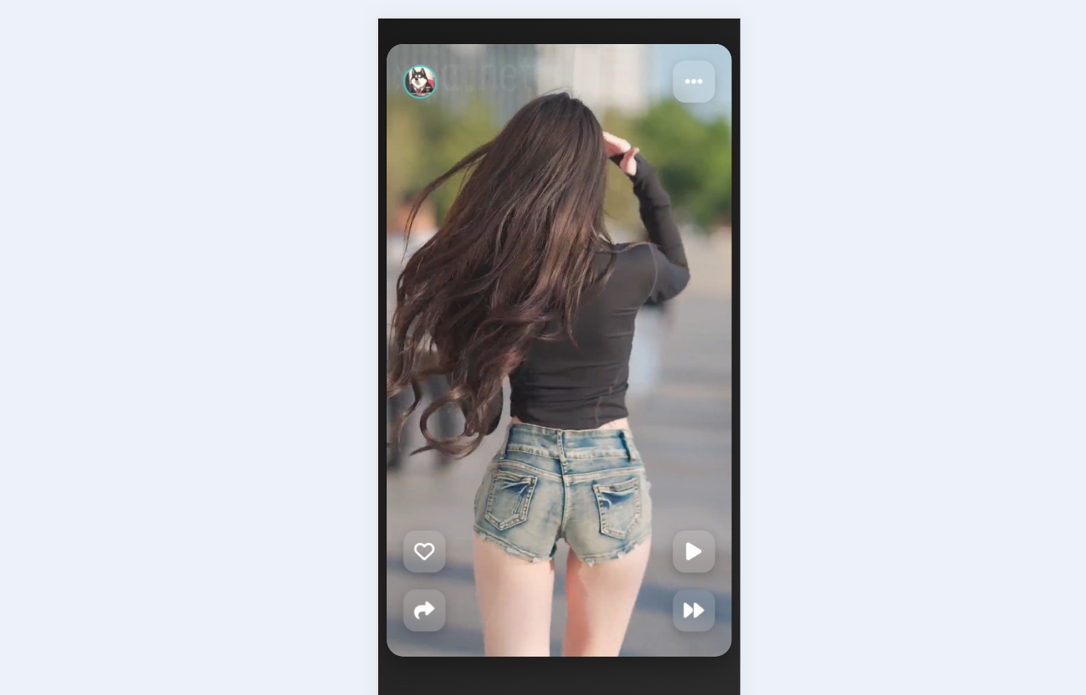 HTML源码 – 毛玻璃随机小姐姐