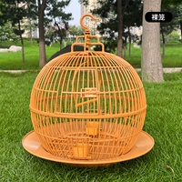 Складная сферическая клетка для птиц входит в стандартную комплектацию.