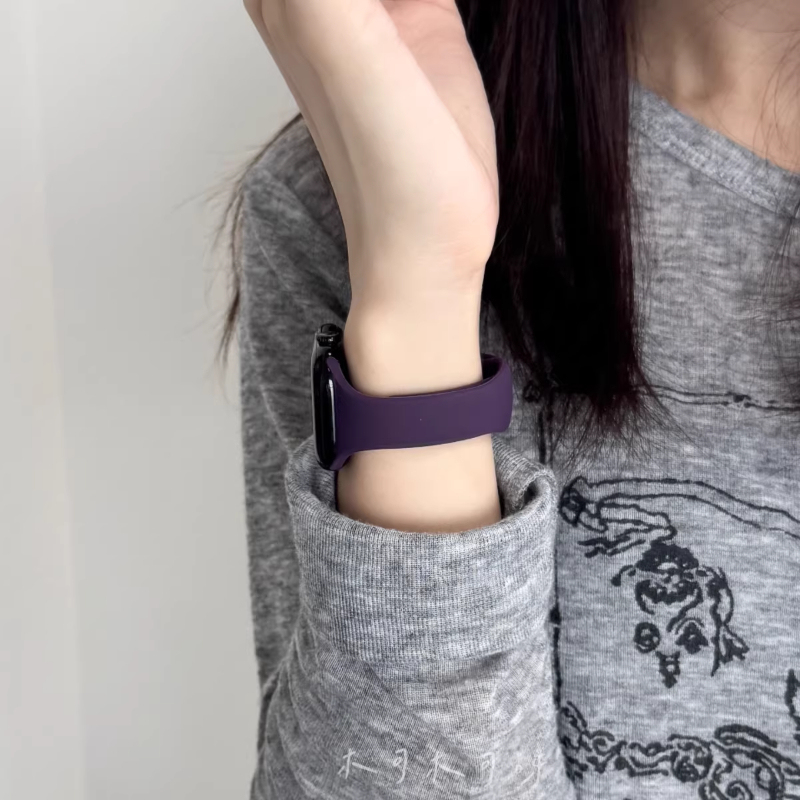 Suitable for Iwatch11 Watch Strap S10 Generation New Watch Silicone Small Waist Se Sports Female 789 Plum Color Wristband