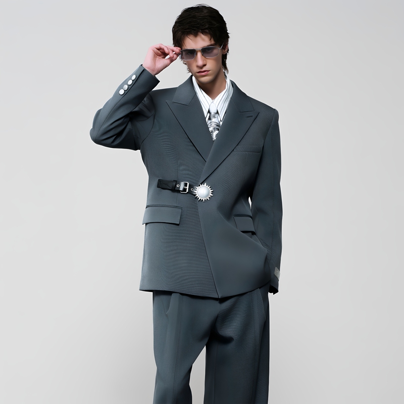Faceonlab Celebrity-Inspired Thorns and Roses Suit, High-End Luxury, Luke Style Fashion High-End Suit