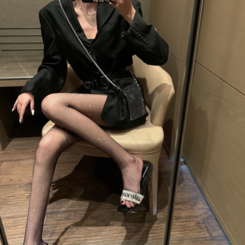 Net Red Fishing Nets Socks Sexy Anti-Seduces Black Ins Inlaid Diamonds White Jk Pants Socks Black Silk Stockings Woman