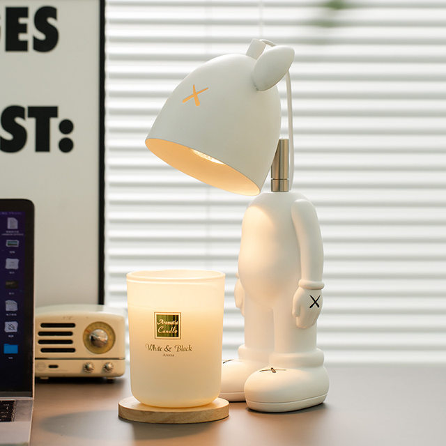 Violent Bear Aromatherapy Lamp Melting Wax Lamp Cute Cartoon Robot Astronaut Desk Lamp Candle Melting Lamp Timed Melting Candle Lamp