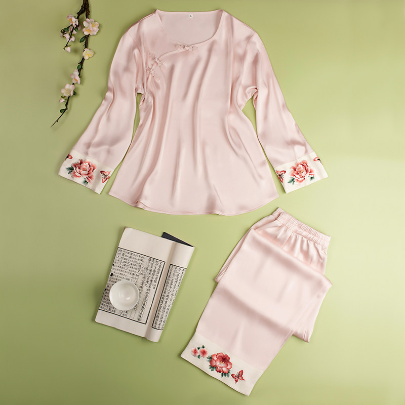 New style mid-sleeved embroidered pajamas for ladies in summer hot style sexy nightdress acetate sexy temptation feminine dress