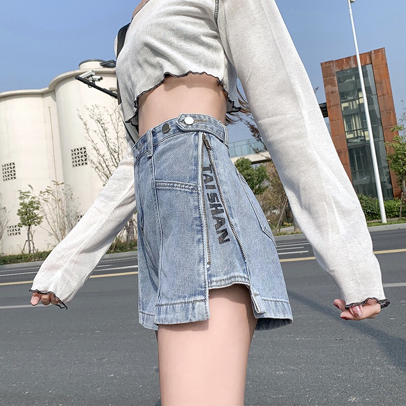 Spring and Summer Petite Denim A-Line Shorts for Women, Loose, Slimming, Fashionable Denim Shorts, Hot Pants, Three-Quarter Pants