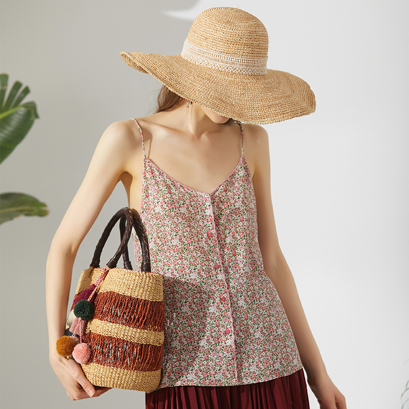 XEXZ Hanging Woman 2023 New Summer Silk with Vest Broken Flower Household Smoke Smoke Smoke Upper