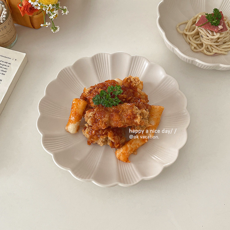 Korean wind in the old retro-colored daisy plate ceramic Western dish tableware Japanese household cooking dish