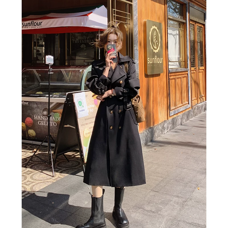 Long khaki trench coat, British style