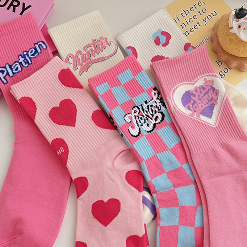 Pink Heart Socks for Women, Mid-Calf Cute Long Socks, ins Spring and Autumn Dopamine Mid-Calf Socks for Women, ins Trendy New