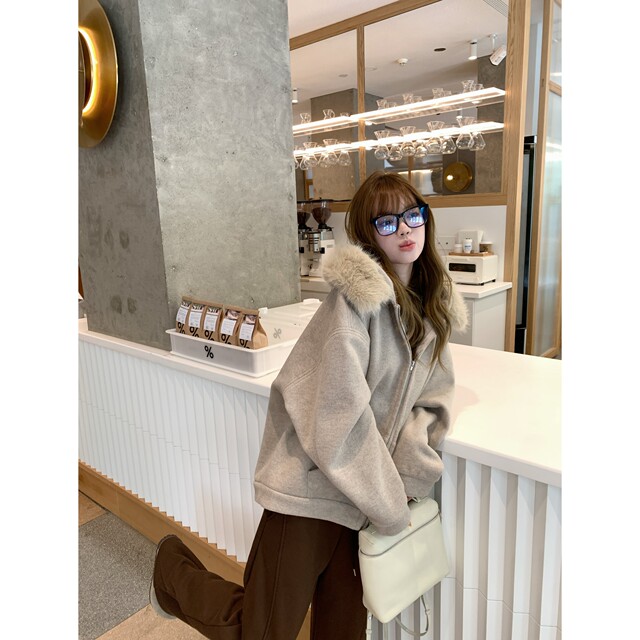 Hooded detachable fur collar zipper woolen jacket