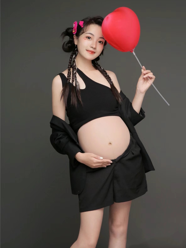 Photo Studio Couple and Pregnant Woman Theme Photography New Cool and High-End Black Suit Pregnant Mommy Art Photo Photography Outfit