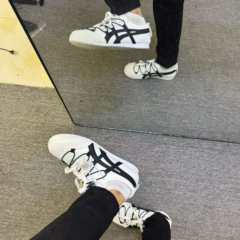 2025 Trendy New German-Style Slip-On Sneakers for Men and Women, Casual and Versatile Sports Shoes for Young People