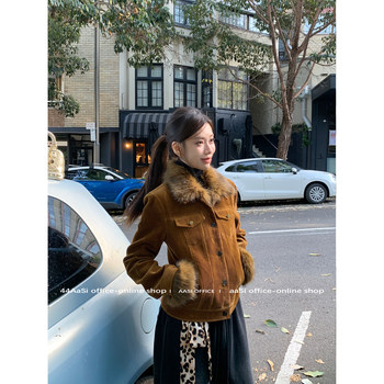 44Aasi Twilight Berlin Detachable Real Fur Collar Padded Corduroy Slim Fit Regular Shoulder Short Jacket Coat