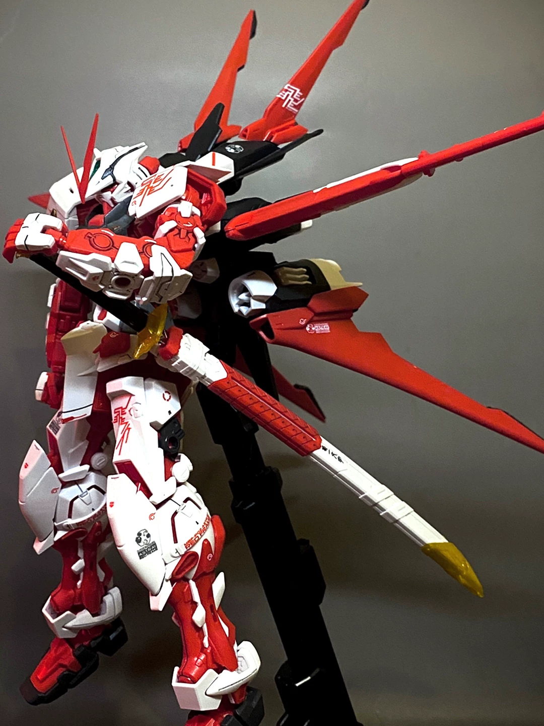 Гондам сборочная модель HG raid free мобильный воин летающий единорог красная ересь рука-нож MG игрушки