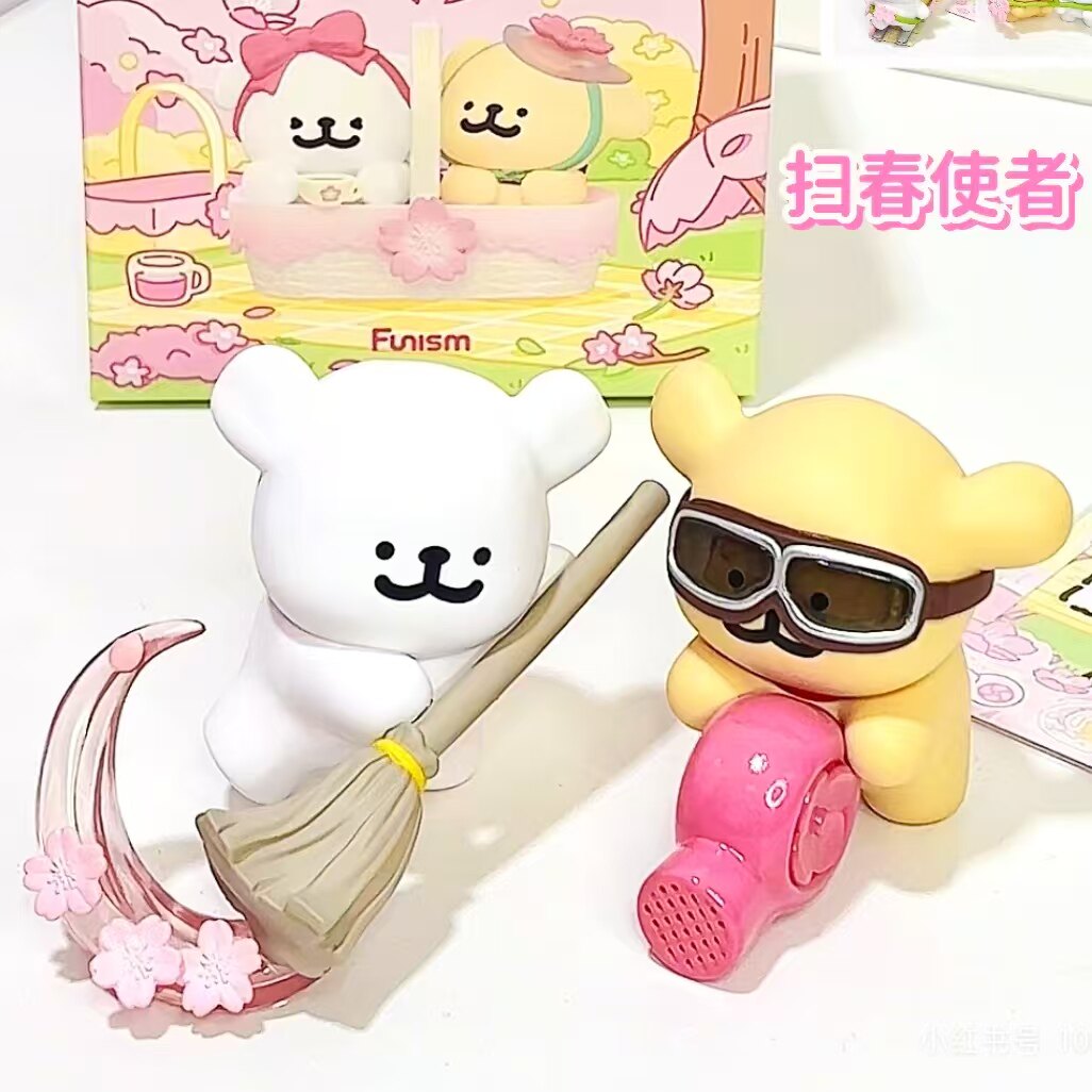 Sakura Express-Funism Maltese Romantic cherry blossoms Confirmed