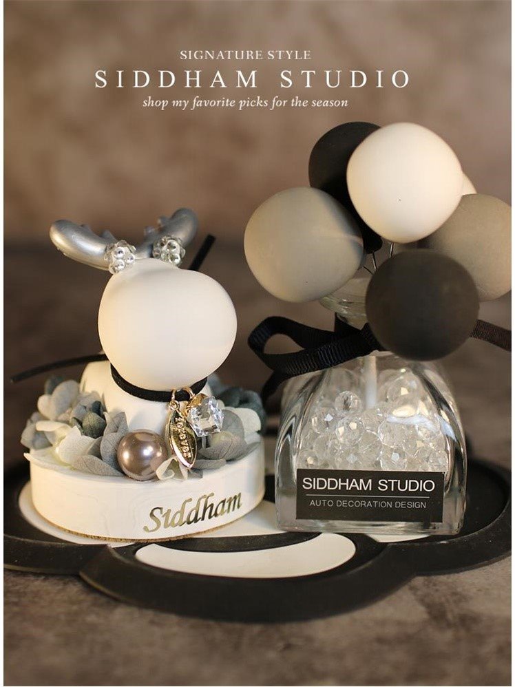 Car swing piece One deer ping An auto perfume pendulum Fragrance stone fragrant lavender Perfume Decoration Gift Goddess