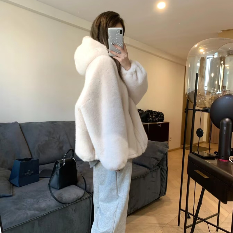 2026 New White Mink Fur Integrated Fur Coat for Women, Winter Mid-Length Hooded Fur Coat for Women