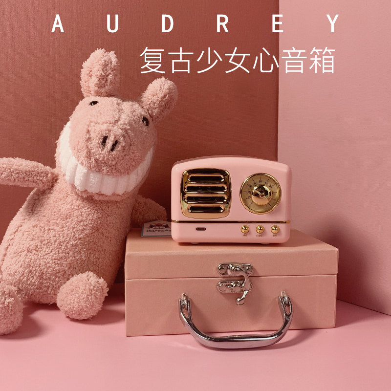 Walkers Bluetooth Speaker Girl Heart Retro Mini Wireless Card other Other Girl Heart Blue