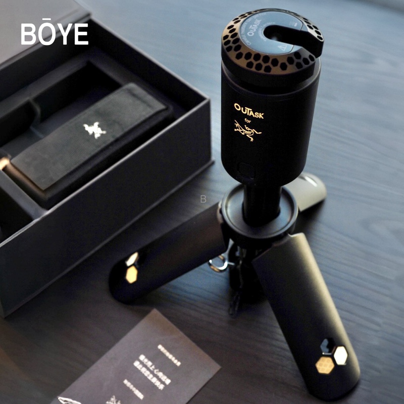 In-Stock Arc'Teryx Collaboration Outask Camping Light Tripod Telescopic Light Flashlight Birthday Gift for Alpha Members In-Stock Arc'Teryx Collaboration Outask Camping Light Tripod Telescopic Light Flashlight Birthday Gift for Alpha Members