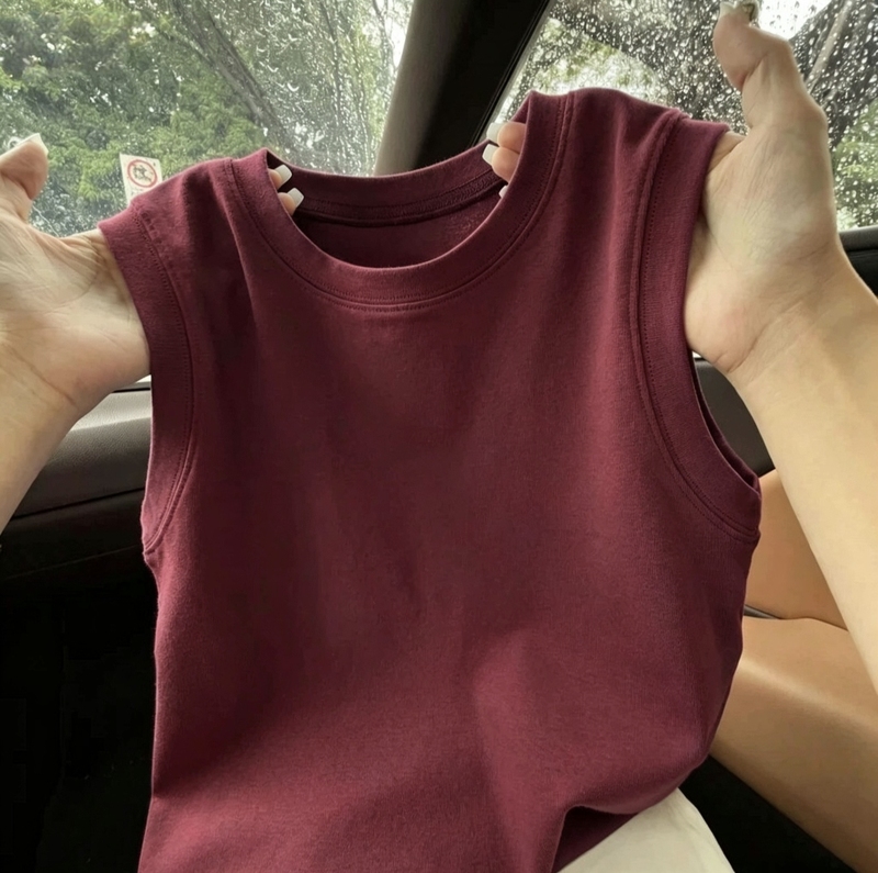 Burgundy Modal Spring/Summer Round Neck Camisole for Women, Covers Side Breasts, Versatile, Slim Fit, Sleeveless Base Layer for Outerwear Burgundy Modal Spring/Summer Round Neck Camisole for Women, Covers Side Breasts, Versatile, Slim Fit, Sleeveless Base Layer for Outerwear