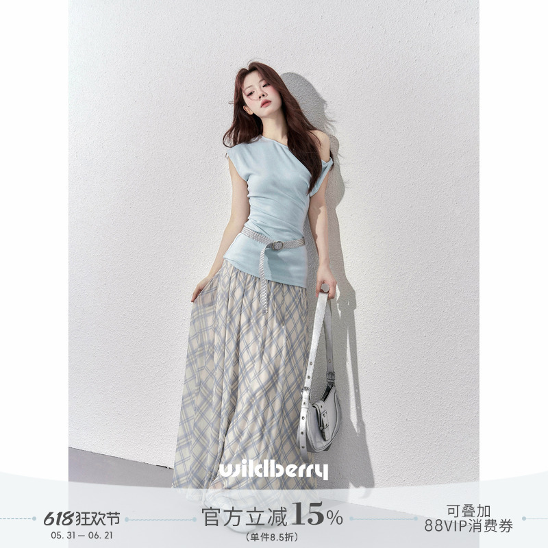 A Small Wildberry Plaid Skirt for Women, Summer 2026 New Style, High-Waisted, Slimming, Elegant, Mid-Length A-Line Skirt