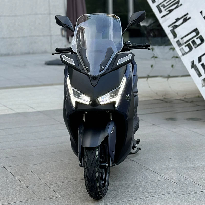 007 Водяное охлаждение спортивный мотоцикл 150cc плоская педаль Национальный IV EFI может регистрироваться как топливный двухколёсный мотоцикл