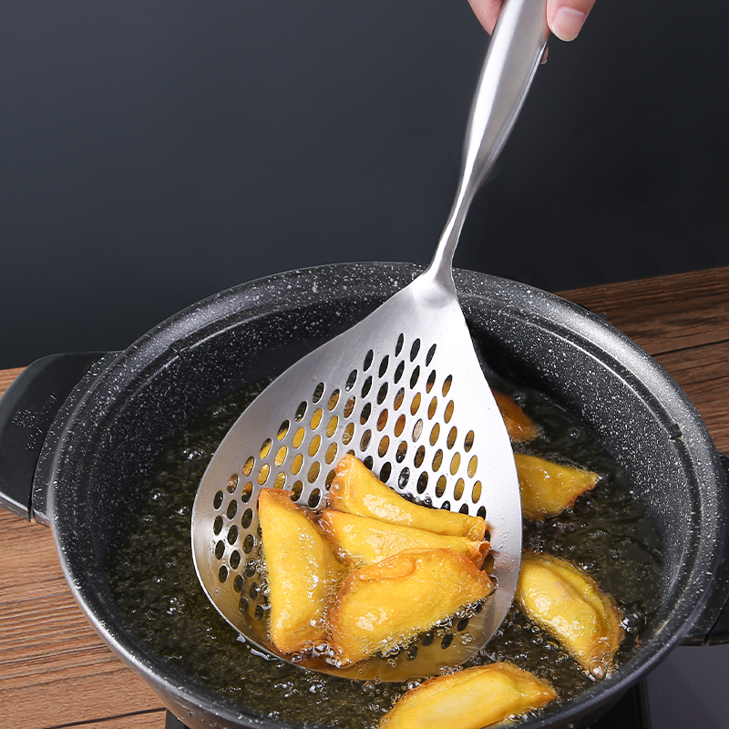 Home kitchen Kitchen Hedge large mix Flour Spoon filter Hot Pot Spoon 304 Stainless Steel Leaking Spoon Fried Scoop