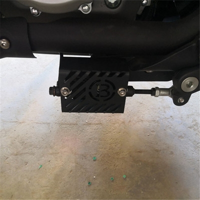 Applicable to Benda BD300 modified brake oil can cover Jinjila 300 oil cup guard protective cover accessories