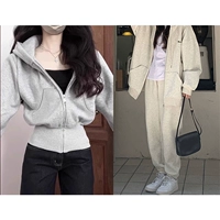 Серая широкая тонкая нить + белые серые спортивные штаны с цветочным принтом [Купи 𧹒Один — получи один в подарок]