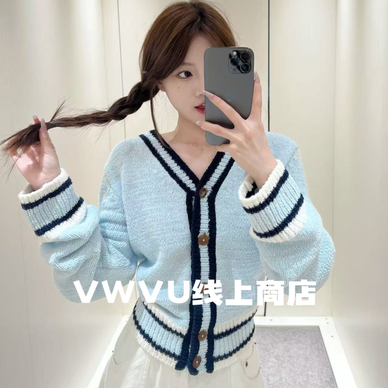 Vwvu~Saturn 2026 Autumn and Winter New Blue Sweater Buttoned Knitted Cardigan V-Neck Lazy Style for Girls Vwvu~Saturn 2026 Autumn and Winter New Blue Sweater Buttoned Knitted Cardigan V-Neck Lazy Style for Girls