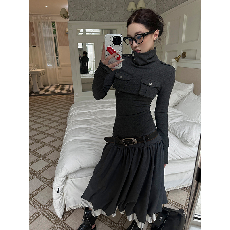 Hytemoly Retro Epaulette Three-Dimensional Pocket High-Neck Ribbed Knit Base Shirt Elastic Slim-Fit Top T-Shirt Hytemoly Retro Epaulette Three-Dimensional Pocket High-Neck Ribbed Knit Base Shirt Elastic Slim-Fit Top T-Shirt