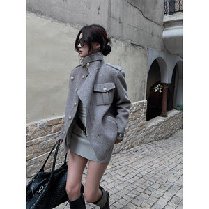 Hytemoly Wool Blend Color-Blocked Double-Sided Woolen Jacket Retro Wide Shoulder Structured Cool Loose Woolen Short Coat