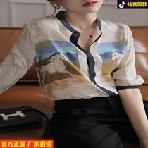 @ Xin Jie's clothing wears the same summer new seven-point sleeve temperament fashion shirt thin printing real