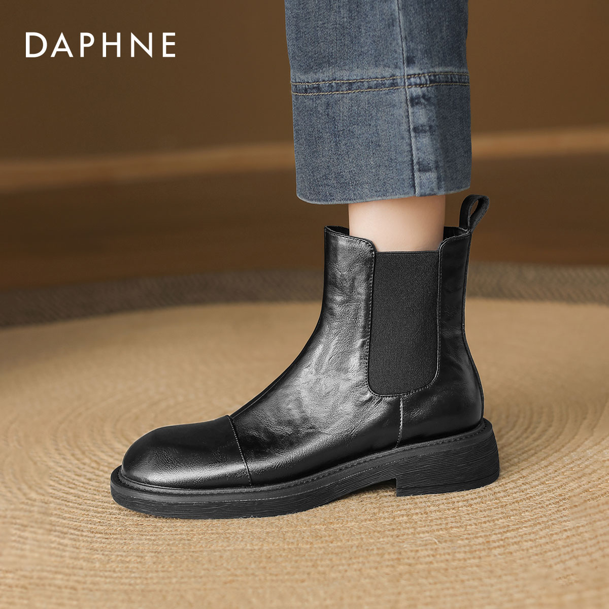 ダフネ本革チェルシーショートブーツレディース2025年秋冬新作ベルベットスリムブーツレディースブリティッシュスタイルマーティンブーツ