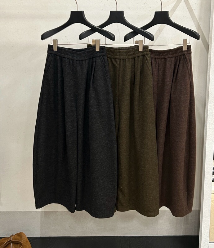 New Wide-Leg Pants 865666 New Wide-Leg Pants 865666