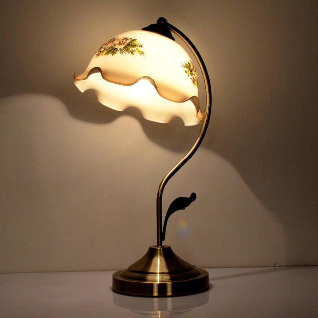 European-Style Retro Table Lamp for Bedroom Bedside, American Country Style, Old Shanghai Vintage, Antique Nostalgic, Remote Control Dimming