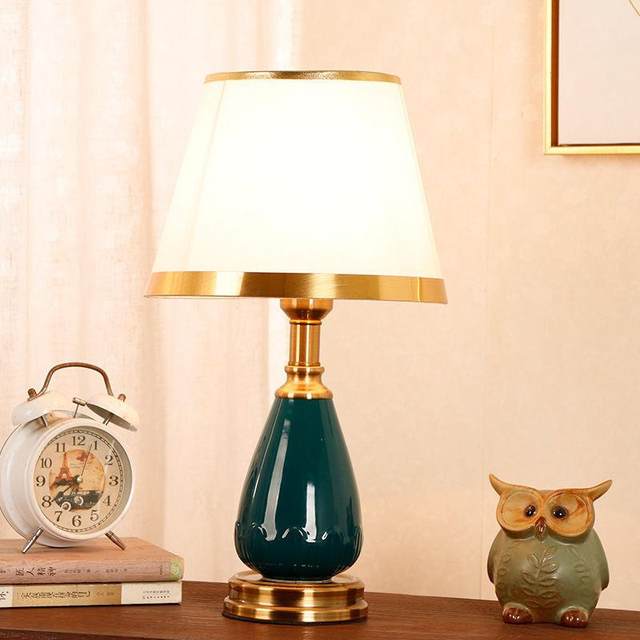 Ceramic Table Lamp for Bedroom, Simple Modern Chinese Style, Nordic Romantic and Warm Touch Dimmable Warm Light Bedside Lamp