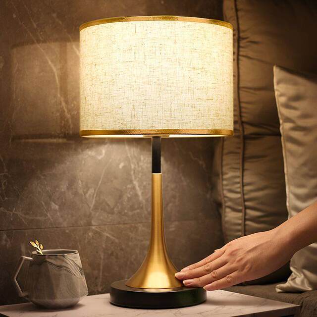Light Luxury Table Lamp, European-Style Luxury Living Room, American-Style Study Table Lamp, Nordic Sensor Dimmable Bedroom Bedside Lamp, Touch-Type