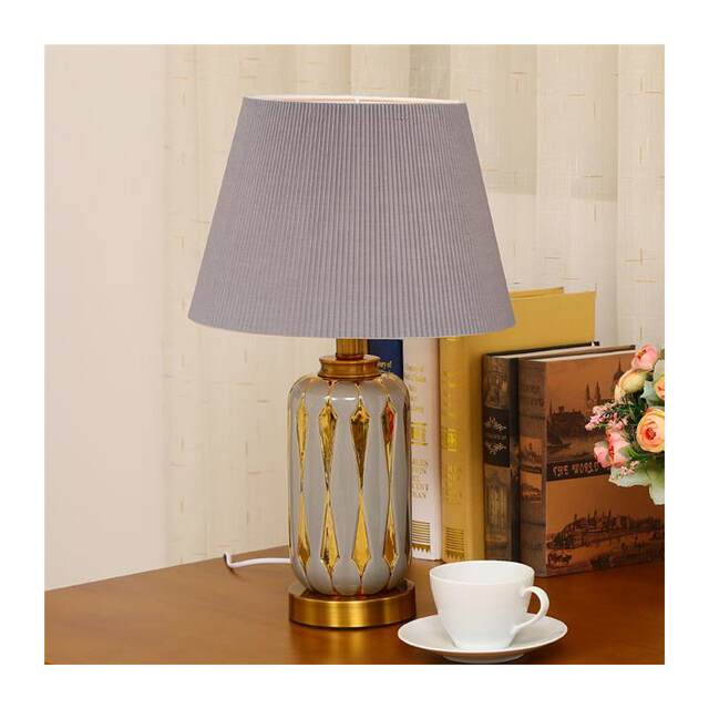 European-Style Table Lamp for Bedroom, Creative American-Style Study, Modern Ins Ceramic Lamp, Cozy Living Room, Master Bedroom, Light Luxury Bedside Lamp