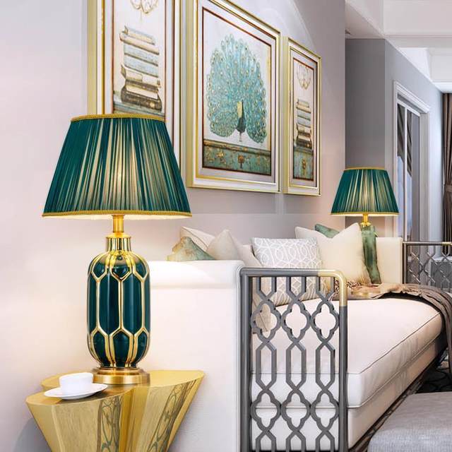 American-Style Ceramic Table Lamp, Simple and Creative, Warm and Romantic, Suitable for Living Room, Study, Bedroom, Bedside, European-Style Villa, Hotel, Clubhouse