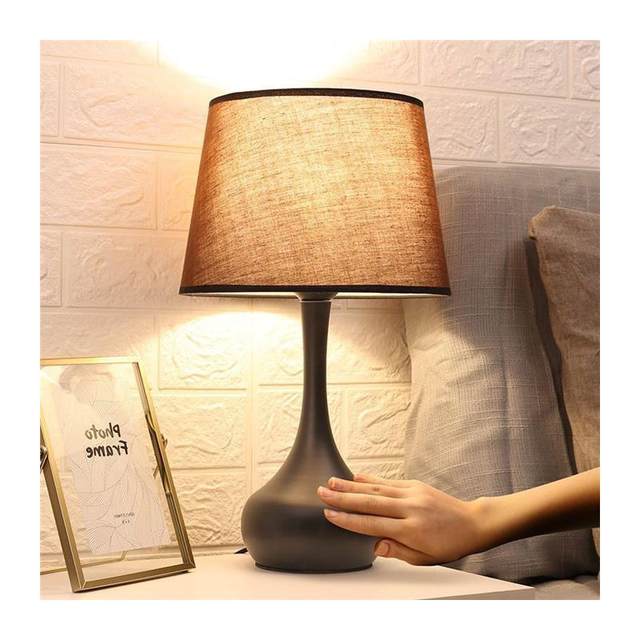 American-Style Table Lamp Bedside Lamp for Bedroom, Simple Modern Sensor Lamp, Cozy Nordic Table Lamp, Dimmable Touch Control