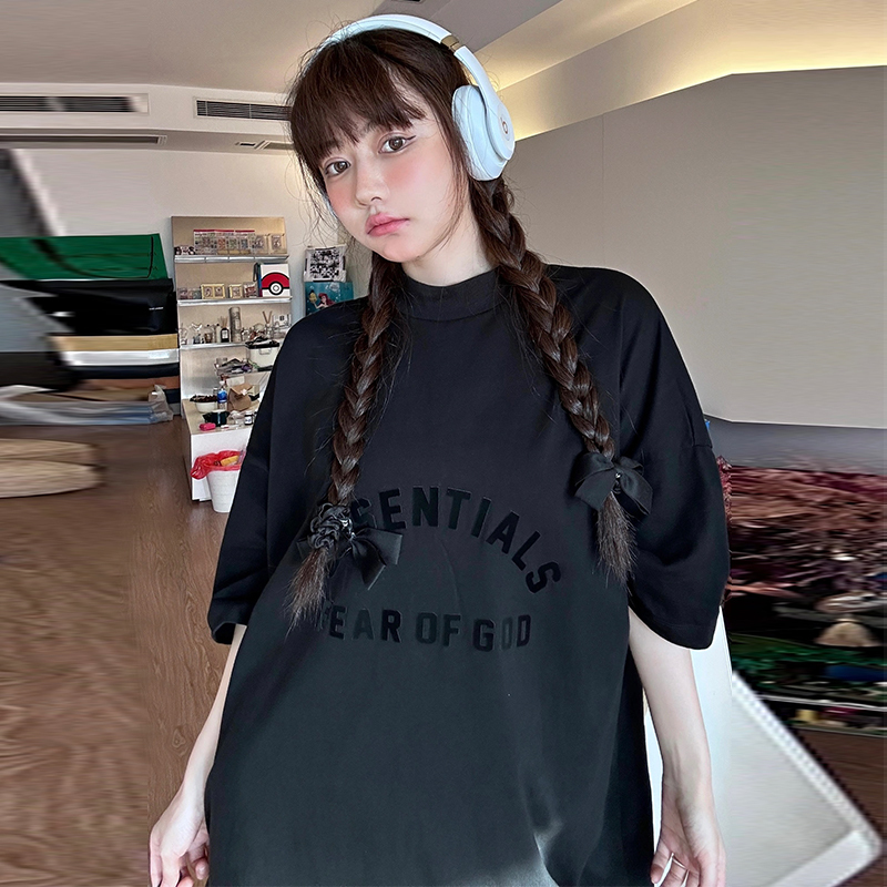 Official Website Genuine Essentials Short-Sleeve T-Shirt for Men and Women Ss23 Dark Blue Black Jackson Wang Trendy Brand Fog New Line Official Website Genuine Essentials Short-Sleeve T-Shirt for Men and Women Ss23 Dark Blue Black Jackson Wang Trendy Brand Fog New Line