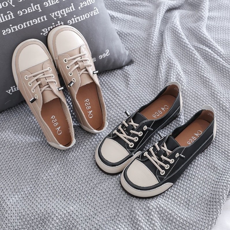 Doll Shoes Woman 2021 Spring new 100 hitch flat bottom One foot pedal Lazy Lady Soft Bottom Lady Casual Beans small white shoes