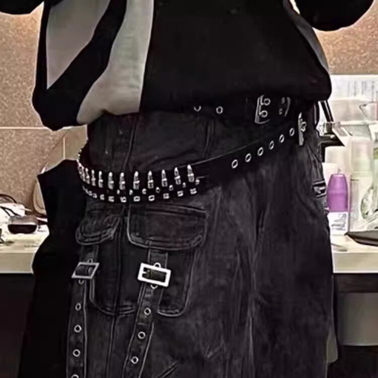 Y2Kパンクリベットベルト、ユニセックスPUメタルバックルベルト、ファッショナブルで多用途、パーソナライズされた装飾付き