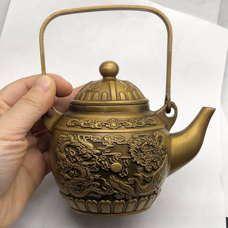 Antique antiques Miscellaneous dragon and phoenix Chengxiang copper pot lifting beam Kettle tea kettle home Copper craft decoration